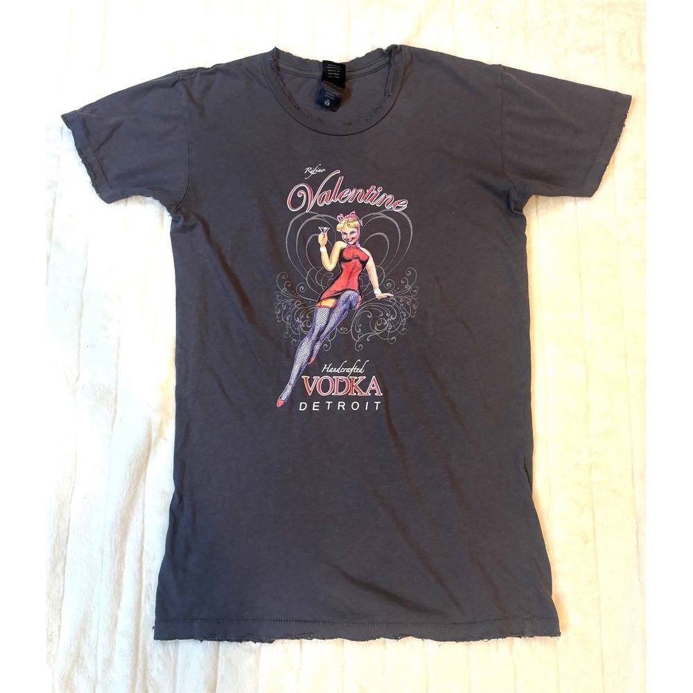 Alternative Apparel Valentine Vodka Detroit Pin‎ Up Girl Graphic T-Shirt Small